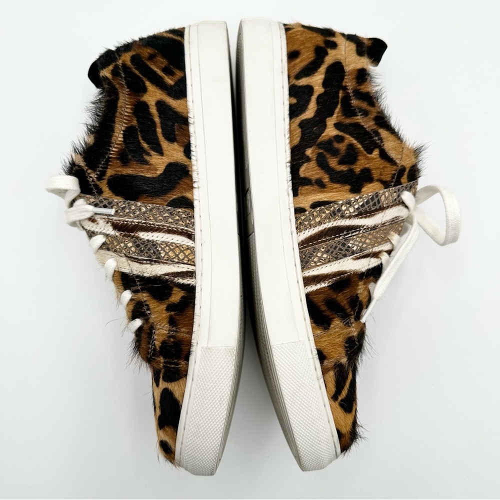 Seychelles Stand Out Sneaker In Leopard Print Leather - Picture 5 of 9